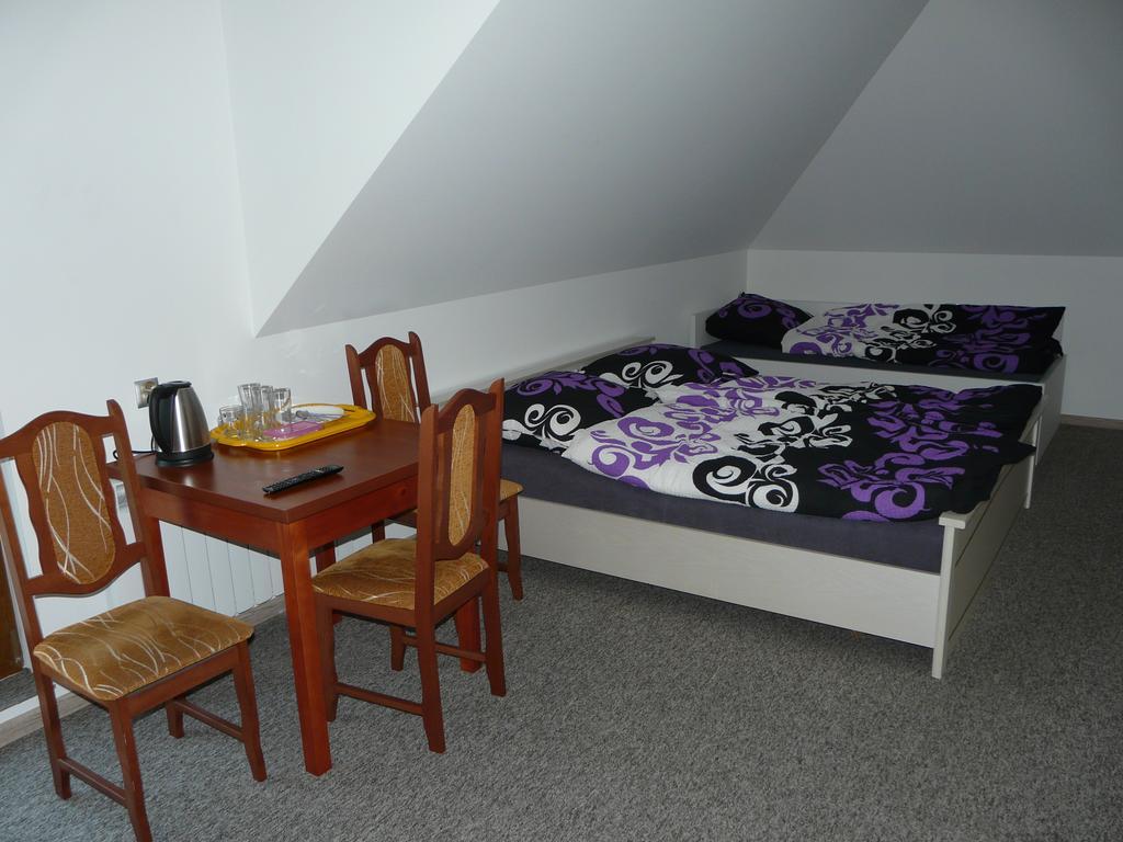 Noclegi Darex Pyrzowice Kültér fotó